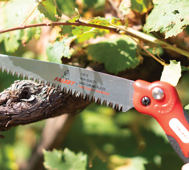 heavy duty pruning saw
